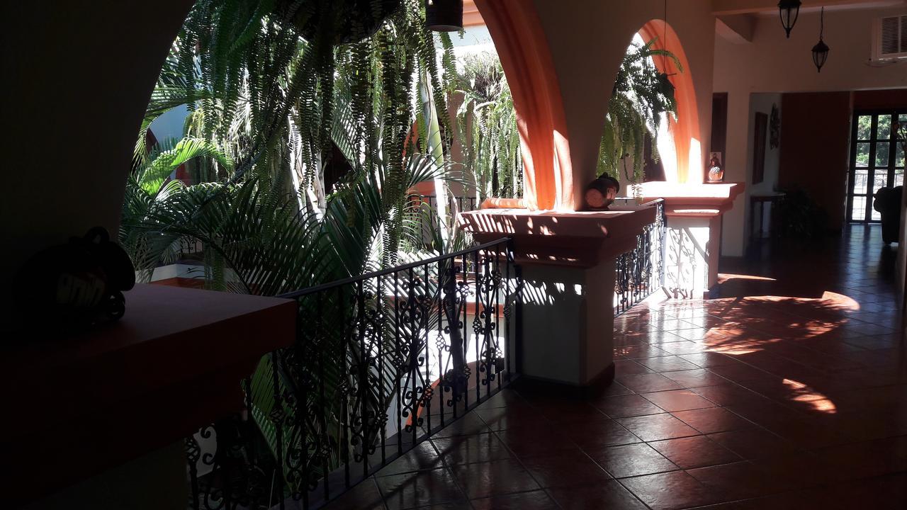 Hotel Acropolis Maya Copán Exterior foto
